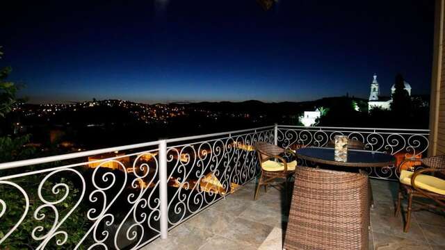 Отели типа «постель и завтрак» Hotel Veranda Кутаиси-56